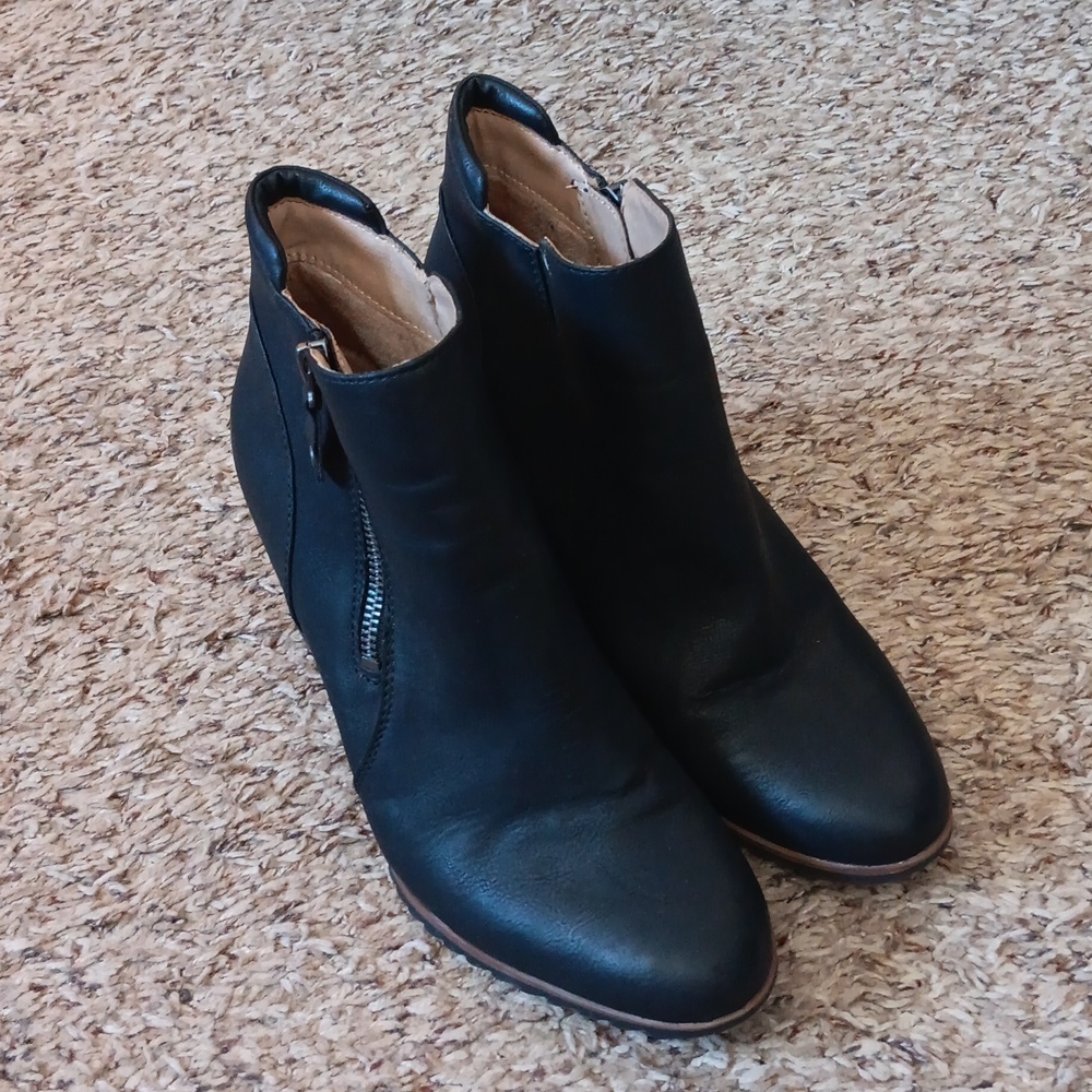 Naturalizer SOUL Haley Wedge Booties Size  8.5